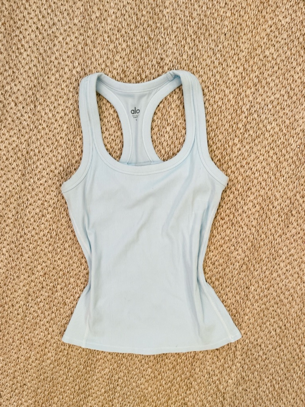 Alo Yoga Goddess Ribbed Tank Top Women’s Small Light Blue Built-In Bra Racerback